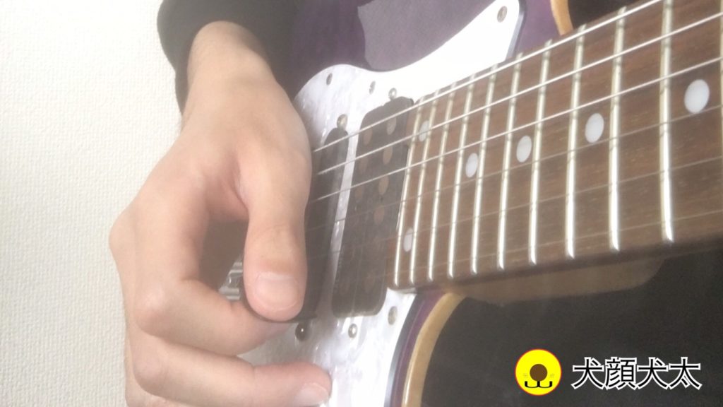 リードギター-右手
